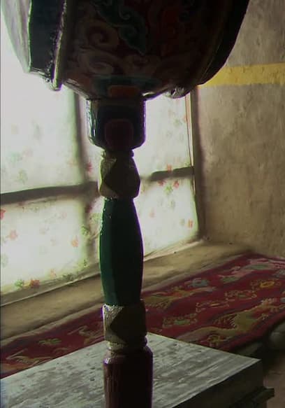 S01:E05 - Becoming a Woman in Zanskar poster