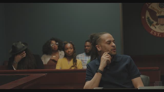 S01:E06 - Charge Back Queens