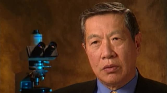 S08:E10 - A cenar y ver una película