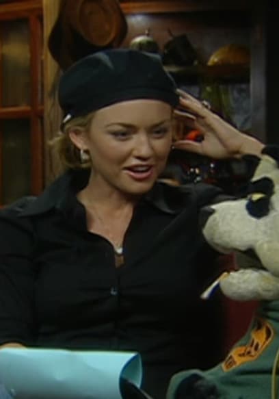 S01:E01 - Kelly Carlson & Steve Schirripa poster