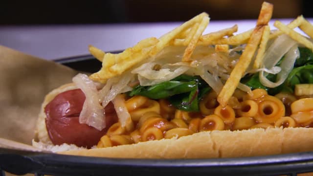 S05:E02 - Happy Dog, Barb’s Country Kitchen, Brit & Chips