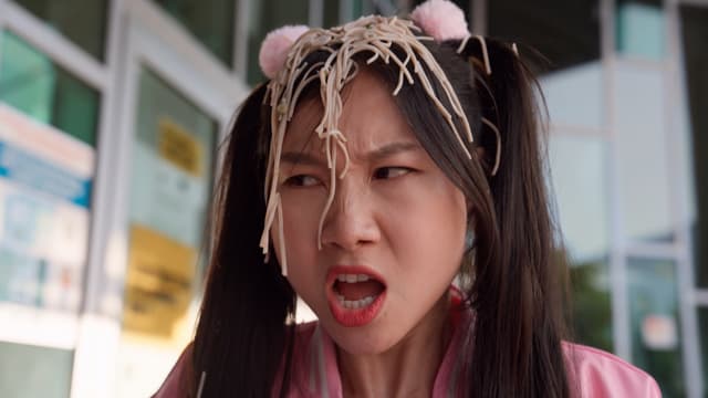 S01:E10 - The One With Romance (Pt. 1)