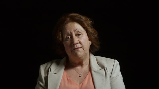 S02:E01 - Sharon Armstrong