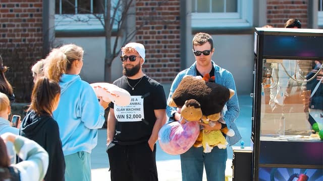 S01:E14 - $2,000 in an Arcade Claw Machine
