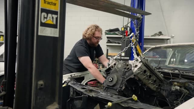 S01:E02 - The Monster Carlo