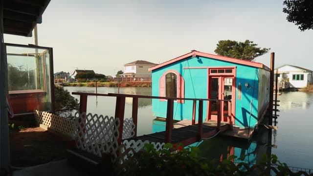 S02:E13 - Permanent Vacation Spot