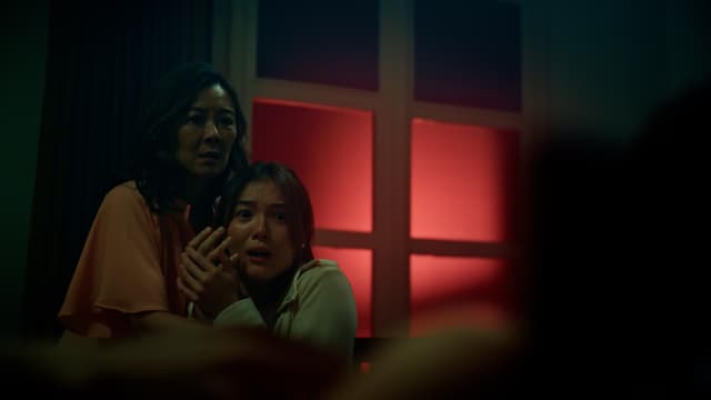 S01:E03 - Rest in Pieces