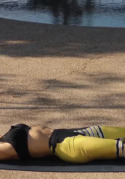 S01:E05 - 35 Min Abs and Core Workout poster