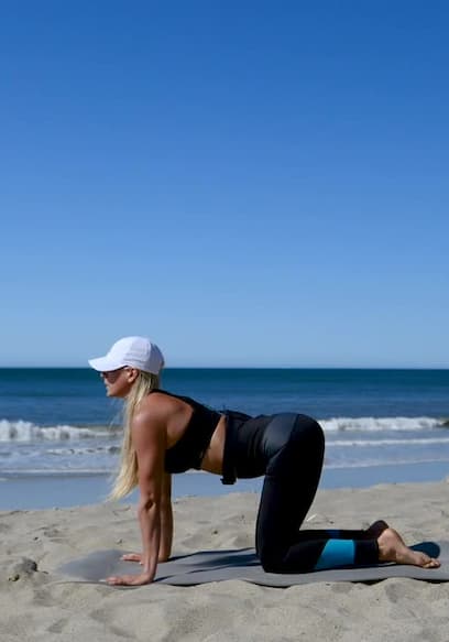 Póster de S01:E05 - Good Morning Salutation Yoga