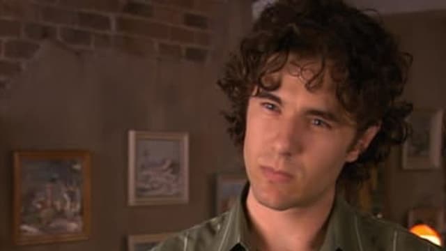 S03:E10 - Don’t Take a Tip From Me