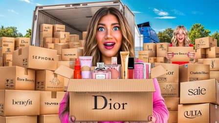 S01:E07 - I Opened 100 Mystery Makeup Packages