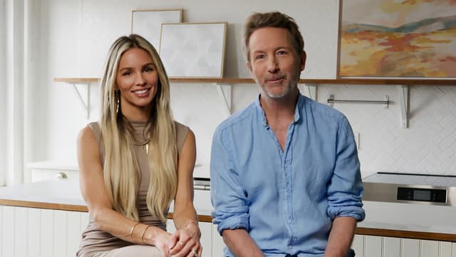 S01:E01 - Nuni: A Living Room Transformed