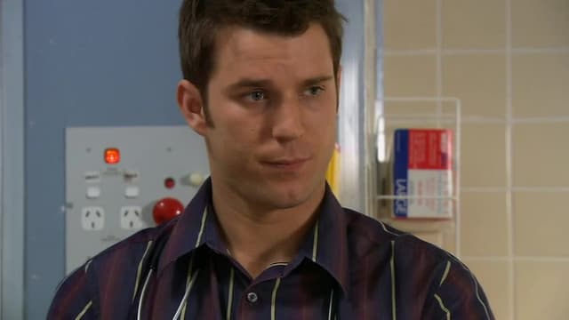 S07:E34 - Three Strikes