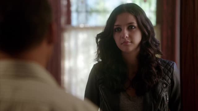 S01:E08 - He Has a Wife