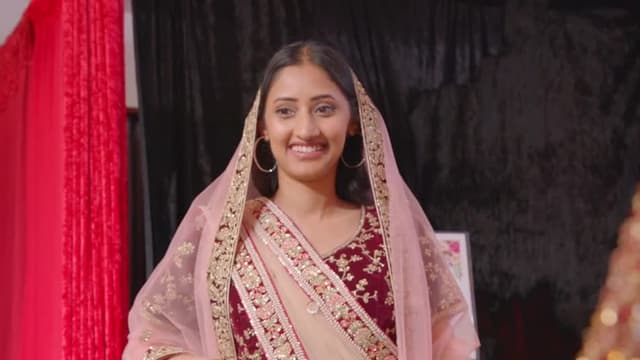 S01:E03 - Poppin' Up All Over the Place