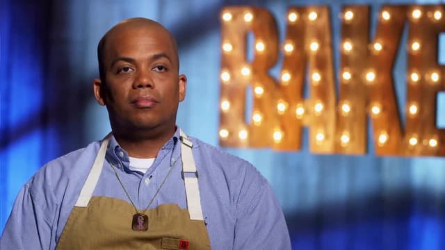 S01:E04 - The Great Holiday Cake-Over