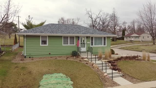 S12:E06 - Quick Cash in Cedar Rapids