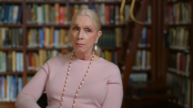 S01:E02 - Shame at the Palace