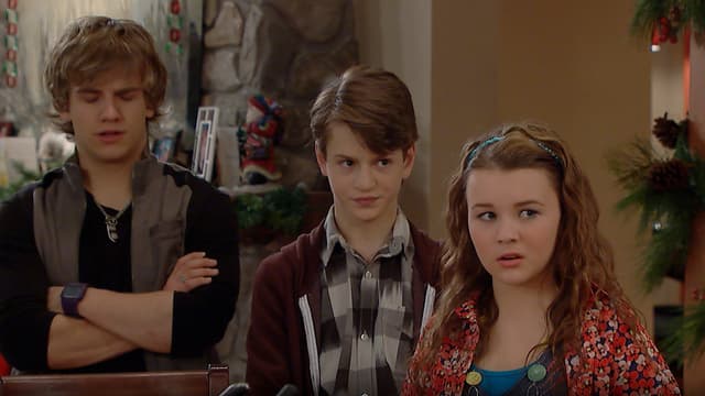 S01:E09 - Chrisbus With Boys