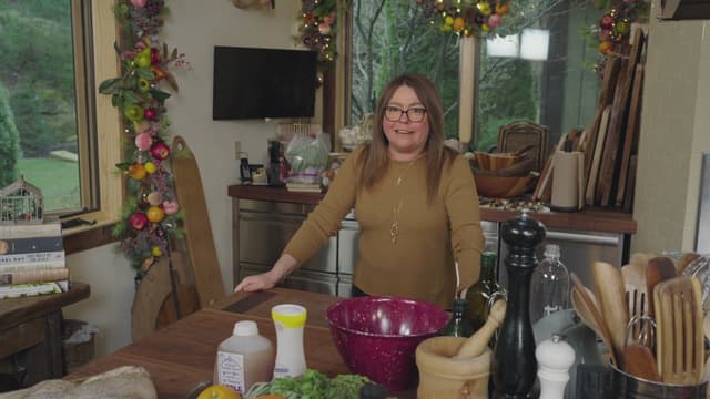 S01:E01 - Smoked Turkey Dinner