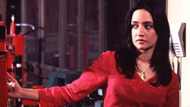 S02:E07 - Power and Passion