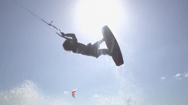 S01:E11 - Chill | Harry Clifford and Kiteboarding