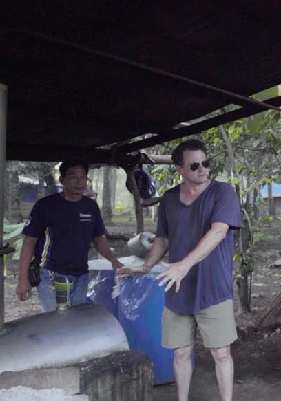 S01:E06 - Ricing to the Occasion in the Philippines poster