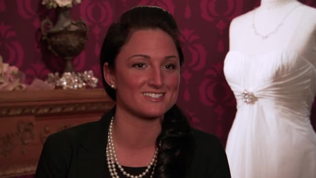 S06:E16 - Great Gown Expectations