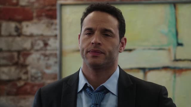 S01:E100 - Pilot