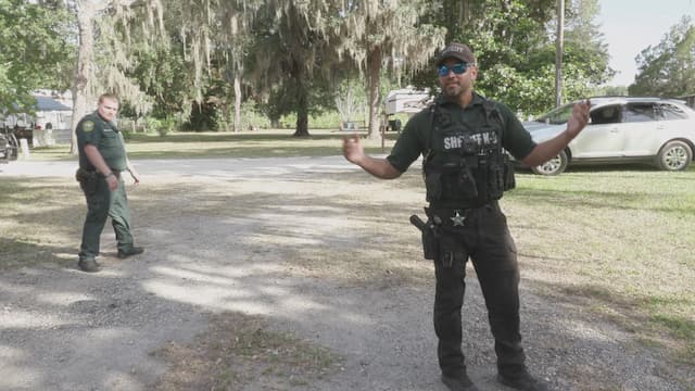 S01:E13 - Episode 13