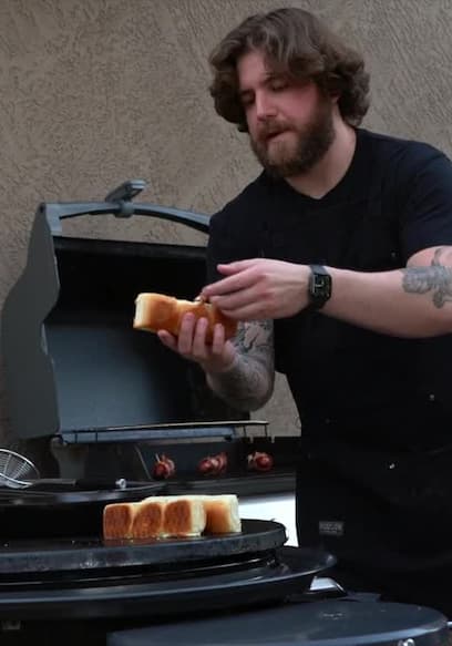Póster de S01:E09 - BBQ Bacon Hot Dogs