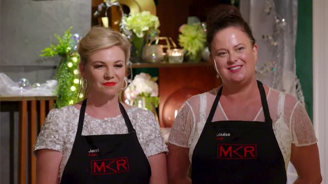 S11:E01 - Jenni & Louise