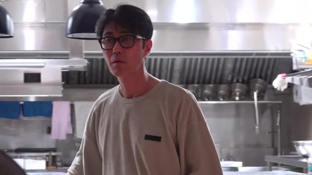 S01:E02 - Episode 2