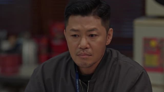 S04:E12 - Episode 12