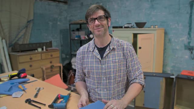 S01:E13 - Trike / Irene's Ring / Sled / Steamer Trunk