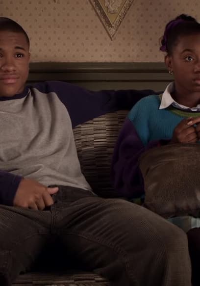 S04:E12 - Everybody Hates Varsity Jackets poster