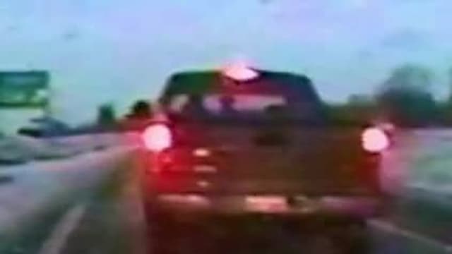 S03:E16 - Episode 16