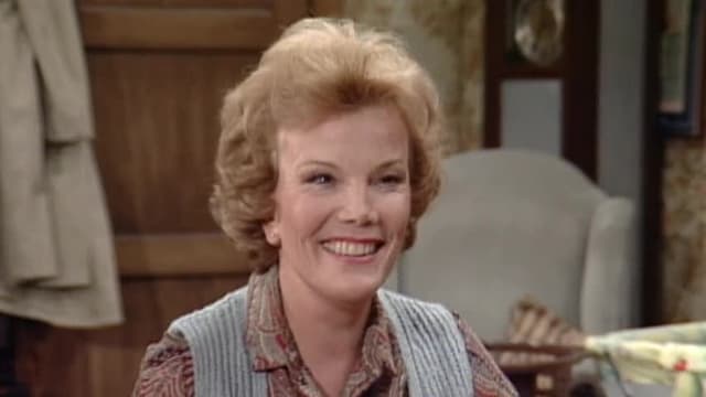 S09:E918 - Ave Romano