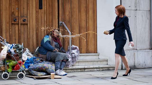 S05:E01 - The Internet Is Coming!