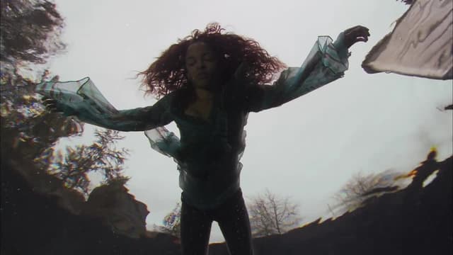 S03:E22 - Being Tom Baldwin