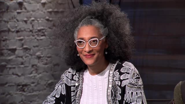 S05:E01 - Halloween Invasion