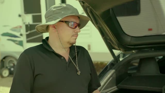 S01:E05 - Golden Cabin