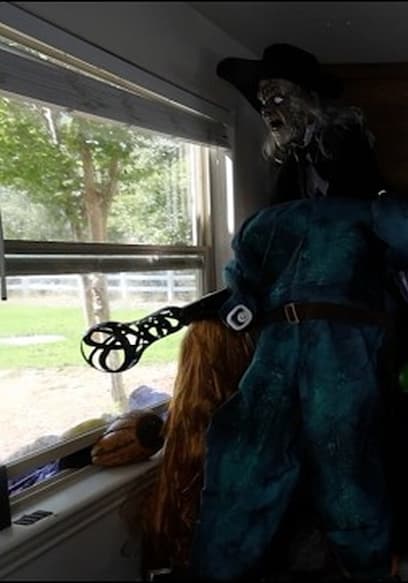 S01:E08 - Testing Lowe's Halloween Animatronics and Screaming Challenge poster