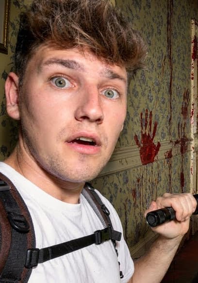 S04:E09 - Haunted Movie Locations and Childhood Fears poster