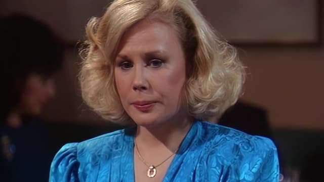 S02:E22 - Confidentially Yours