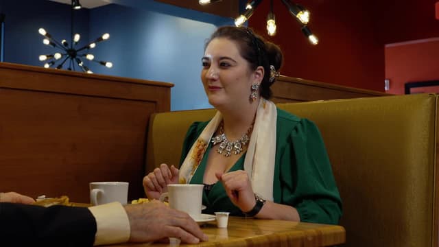 S01:E05 - Knives Out