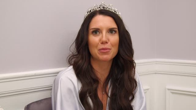 S18:E08 - Fashionably Late