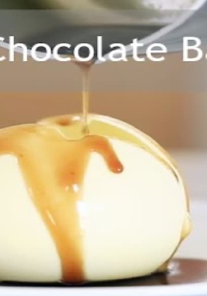 S01:E07 - The White Chocolate Ball & Fried Chicken, Roasted Squash, & Chocolate Caramel Tart poster