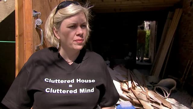 S01:E09 - Clutter Nutter