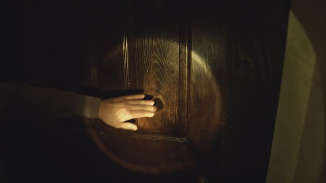 S01:E08 - Dark Spirit/Dark Christmas/Winded